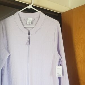 House Coat Croft & Barrow sz (S) light Purple super soft NWT Zipper Front Pockts
